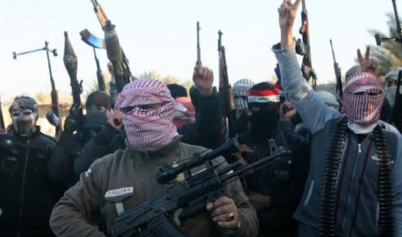 17683204361636680735133141305815